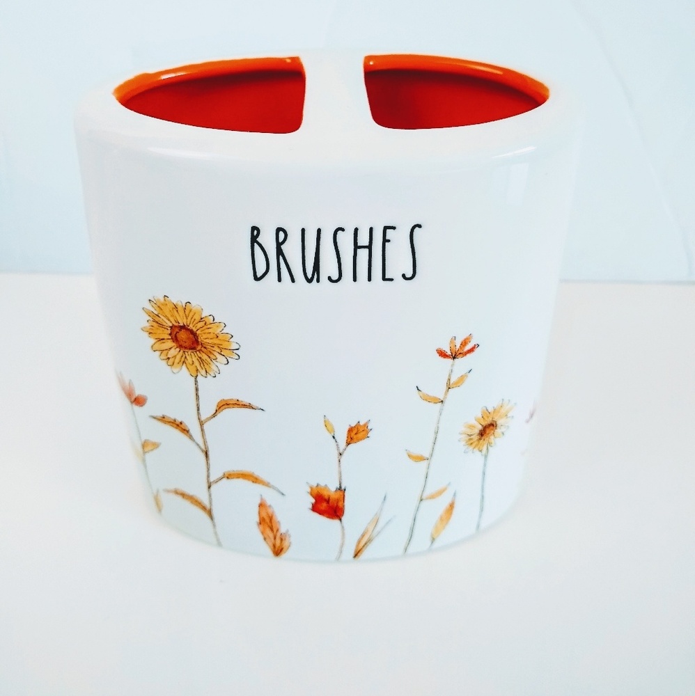 New Rae Dunn Brush Holder